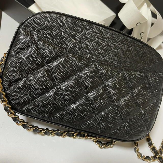 CHANEL(シャネル)のCHANEL キャビアスキン　カメラバッグ💗新品未使用 レディースのバッグ(ショルダーバッグ)の商品写真