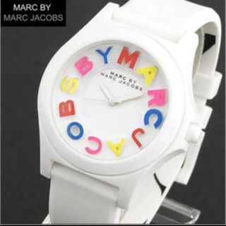 マークバイマークジェイコブス(MARC BY MARC JACOBS)のマークバイマークジェイコブス  シリコンラバー　腕時計(腕時計)