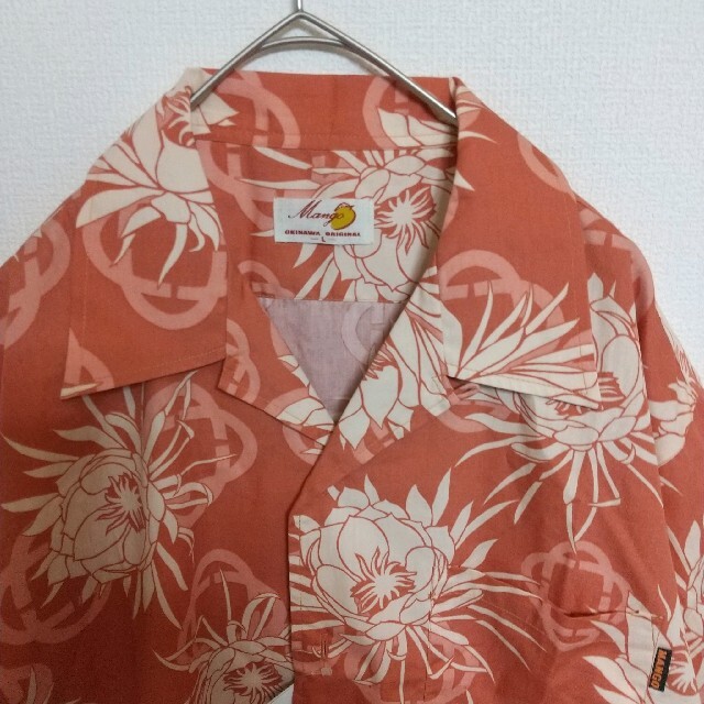 MANGO(マンゴ)の【新品】MANGO かりゆし 沖縄 アロハシャツ 半袖  花柄 ハイビスカス メンズのトップス(シャツ)の商品写真