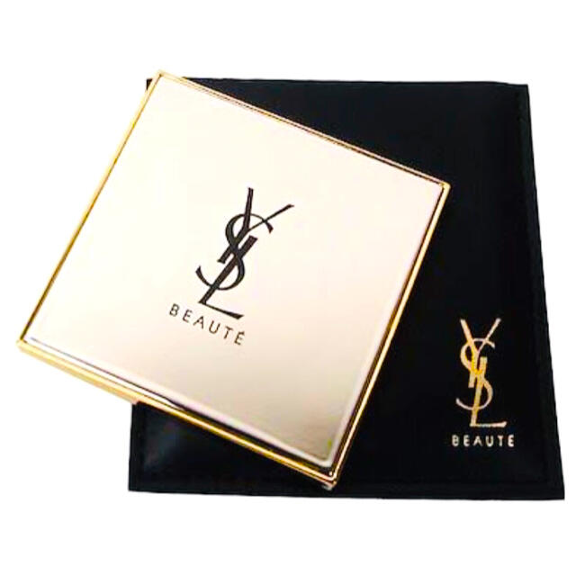 Yves Saint Laurent Beaute(イヴサンローランボーテ)のYSL手鏡　新品未使用　非売品 レディースのファッション小物(ミラー)の商品写真