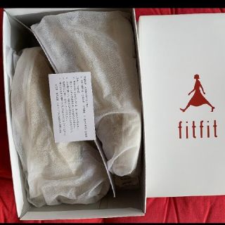 フィットフィット(fitfit)の値下！fitfit ベージュスニーカー　22cm  新品(スニーカー)