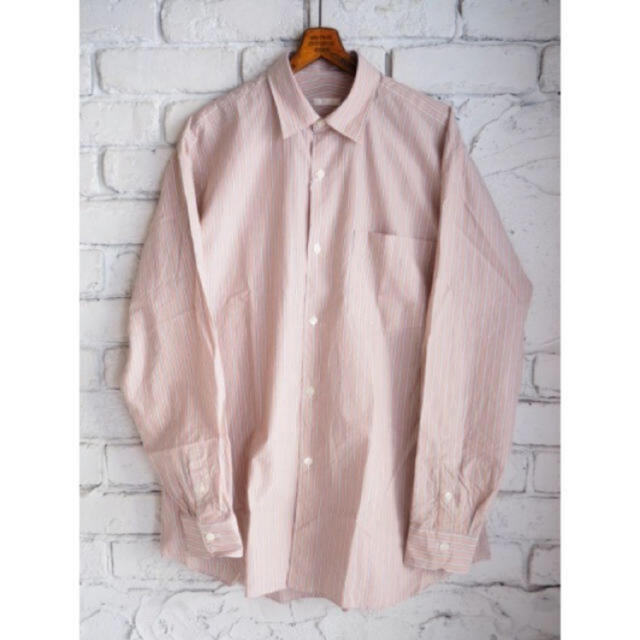 世界有名な COMOLI comoli ピンクストライプ サイズ2 シャツ