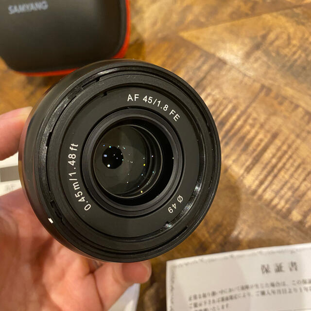 SONY(ソニー)のsamyang 45mm f1.8 sony eマウント スマホ/家電/カメラのカメラ(レンズ(単焦点))の商品写真