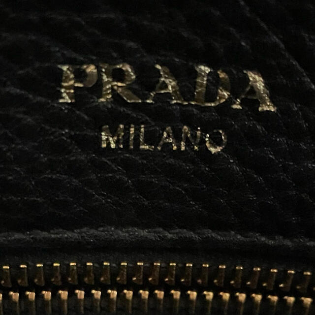 PRADA(プラダ)のPRADA ショルダーバッグ　美品 レディースのバッグ(ショルダーバッグ)の商品写真