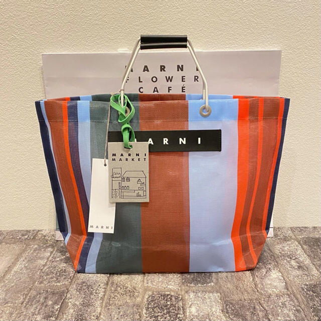 大人気MARNI ● ストライプトートバッグ ●ラッカーレッド