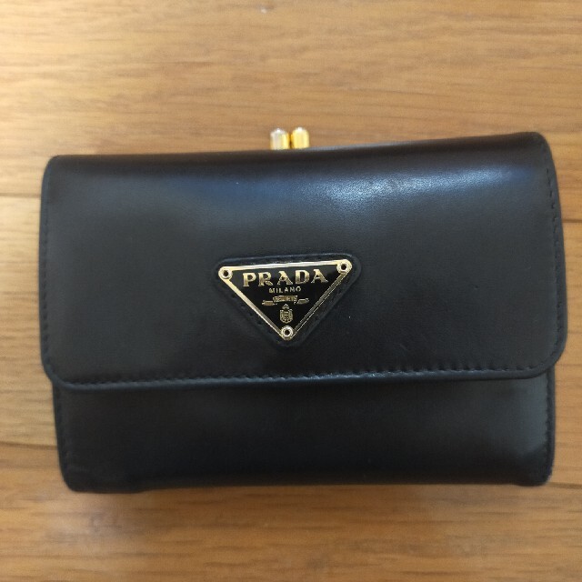 PRADA(プラダ)のPRADA 財布 レディースのファッション小物(財布)の商品写真