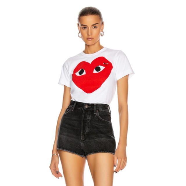 COMME des GARCONS(コムデギャルソン)のCOMME des GARCONS レディース ハート ロゴ Tシャツ レディースのトップス(Tシャツ(半袖/袖なし))の商品写真