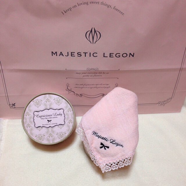 MAJESTIC LEGON(マジェスティックレゴン)のMAJESTIC LEGON♡ミニタオル レディースのファッション小物(ハンカチ)の商品写真