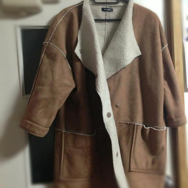 elianegigi(エリアーヌジジ)のムートン コート キャメル レディースのジャケット/アウター(毛皮/ファーコート)の商品写真
