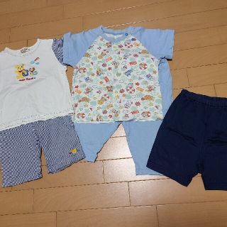 ミキハウス(mikihouse)のミキハウス上下　アンパンマン上下　セリーヌ半ズボ　パジャマ　90cm　まとめ売り(パジャマ)