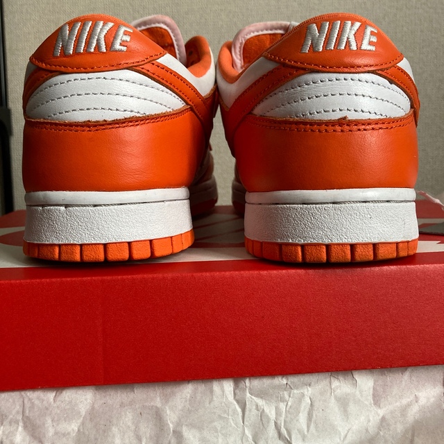 NIKE(ナイキ)のショップ様専用　Nike dunk low orange blaze  メンズの靴/シューズ(スニーカー)の商品写真