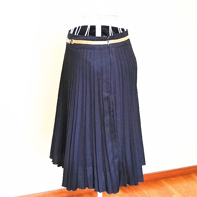 RecHerie(リシェリエ)のRecHerieリシェリエ 膝丈プリーツ スカート レディースのスカート(ひざ丈スカート)の商品写真
