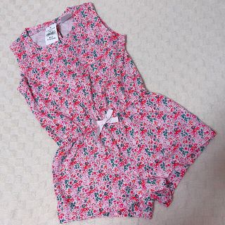 ベビーギャップ(babyGAP)の新品　ベビーギャップ　花柄ロンパース　サロペット　80(ロンパース)