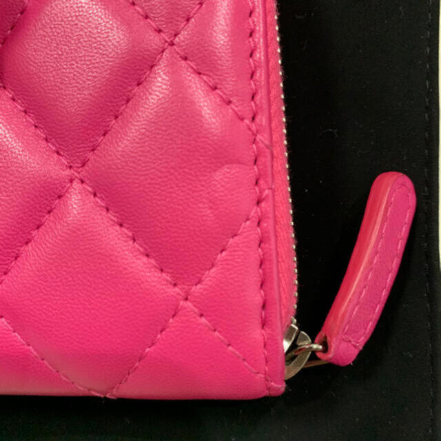 CHANEL(シャネル)の期間限定値下げ　シャネル　ミニ財布　小銭入れ　正規品　ピンク レディースのファッション小物(財布)の商品写真