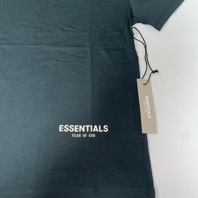 Essential(エッセンシャル)のFOGEssentials LA限定 REFLECTOR LOGO SizeXL メンズのトップス(Tシャツ/カットソー(半袖/袖なし))の商品写真