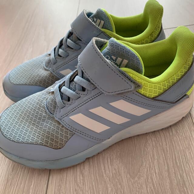 adidas(アディダス)のアディダス　スニーカー　20cm キッズ/ベビー/マタニティのキッズ靴/シューズ(15cm~)(スニーカー)の商品写真