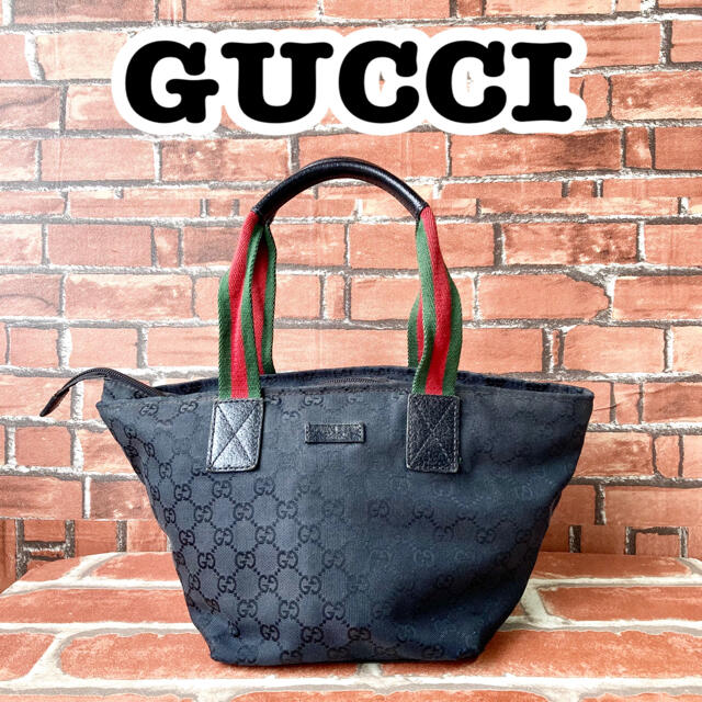 Gucci(グッチ)のグッチ　シェリーライン　GG柄　キャンバス　トートバッグ　舟型　ブラック　黒 レディースのバッグ(トートバッグ)の商品写真