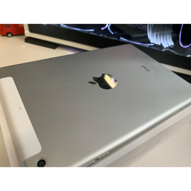 iPad(アイパッド)の【美品】【Retinaディスプレイ】iPad mini 2 Wi-Fi＋セルラー スマホ/家電/カメラのPC/タブレット(タブレット)の商品写真