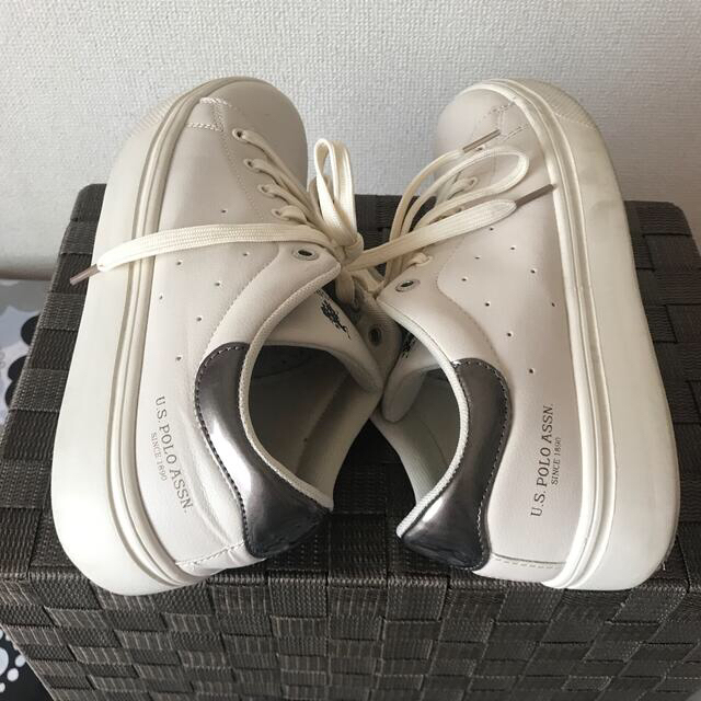 POLO RALPH LAUREN(ポロラルフローレン)の🧏‍♀️U.S.POLO ASSN.-LL/オフホワイト/中古👟 レディースの靴/シューズ(スニーカー)の商品写真