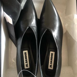 ジルサンダー(Jil Sander)の新品　ジルサンダー　黒　パンプス(ハイヒール/パンプス)