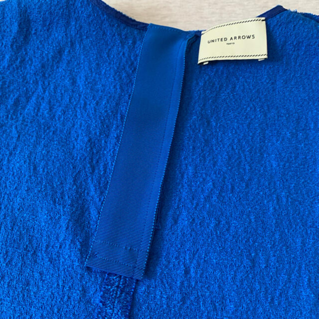 UNITED ARROWS(ユナイテッドアローズ)のユナイテッドアローズ　トップス　ロイヤルブルー レディースのトップス(カットソー(半袖/袖なし))の商品写真