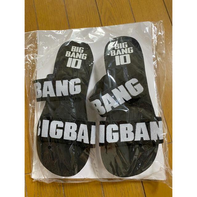 BIGBANG(ビッグバン)のBIGBANG サンダル  エンタメ/ホビーのタレントグッズ(アイドルグッズ)の商品写真