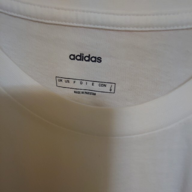 adidas(アディダス)の【新品、タグ付き】メンズ アディダス Tシャツ Lサイズ メンズのトップス(Tシャツ/カットソー(半袖/袖なし))の商品写真