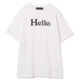 アパルトモンドゥーズィエムクラス(L'Appartement DEUXIEME CLASSE)の＜MADISON BLUE（マディソンブルー）＞HELLO ロゴ Ｔシャツ(Tシャツ(半袖/袖なし))