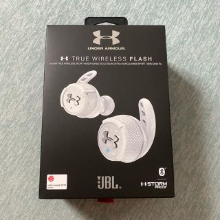 アンダーアーマー(UNDER ARMOUR)の新品未開封品 JBL UNDER ARMOUR ワイヤレスイヤホン ホワイト(ヘッドフォン/イヤフォン)