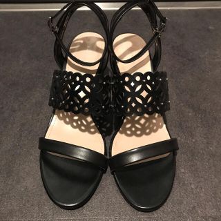 チャールズアンドキース(Charles and Keith)のCharles & Keith サンダル(サンダル)