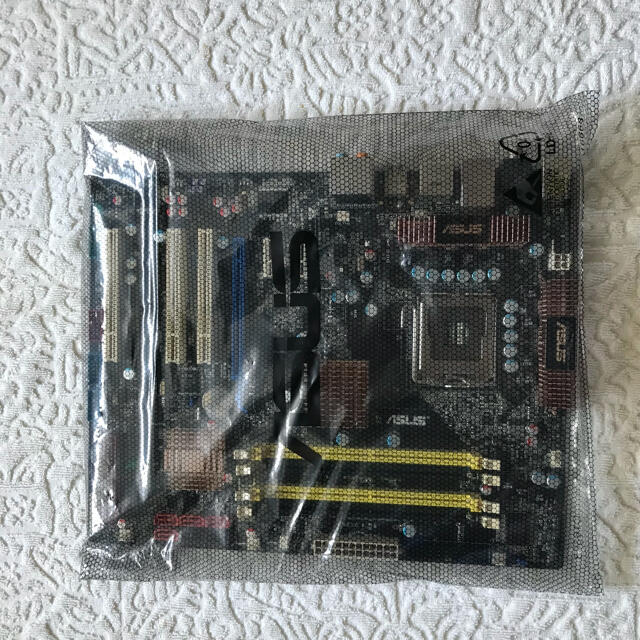 【美品】ATXマザーボード　ASUS　P5K-E 2