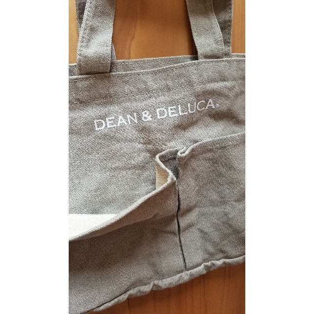 DEAN & DELUCA(ディーンアンドデルーカ)のキチ様専用) DEAN＆DELUCA　トート　バッグ　ベージュ　カーキ　中古 レディースのバッグ(トートバッグ)の商品写真