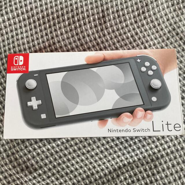 Nintendo Switch(ニンテンドースイッチ)のNintendo Switch Lite エンタメ/ホビーのゲームソフト/ゲーム機本体(携帯用ゲーム機本体)の商品写真