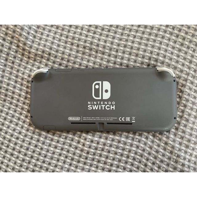 Nintendo Switch(ニンテンドースイッチ)のNintendo Switch Lite エンタメ/ホビーのゲームソフト/ゲーム機本体(携帯用ゲーム機本体)の商品写真