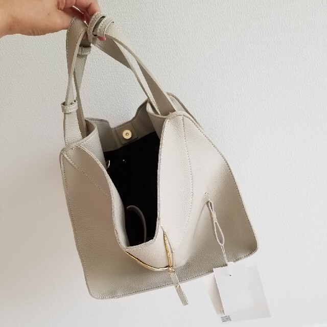 ZARA(ザラ)の【新品】chucl la　3way ショルダーバッグ レディースのバッグ(ショルダーバッグ)の商品写真