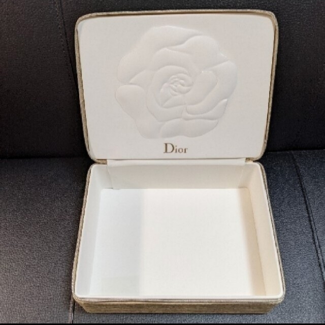 新品 Dior プレステージ マイクロ ユルイド ローズ コフレ 6