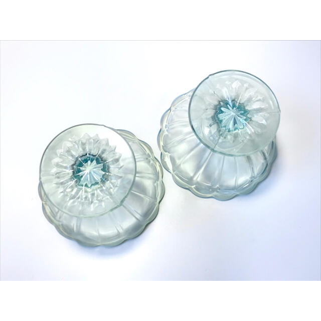レトロ ガラス プレスガラス 氷コップ デザートボウル フリル 小鉢 水色