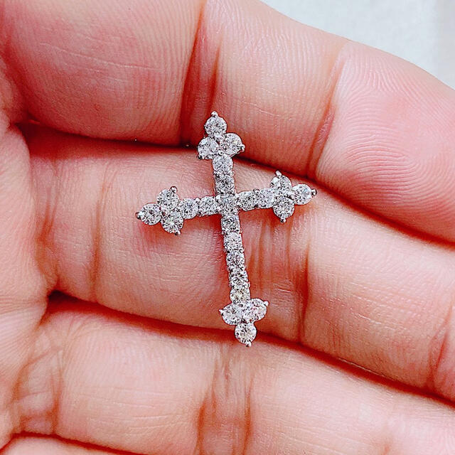 ☆1.00ct☆✨クロスダイヤモンドプラチナペンダントネックレストップ-