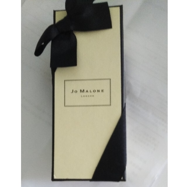 Jo Malone(ジョーマローン)のジョーマローン　イングリッシュペア&フリージア30ml限定品ボトル!新品 コスメ/美容の香水(香水(女性用))の商品写真