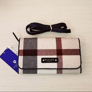 バーバリーブルーレーベル(BURBERRY BLUE LABEL)のブルーレーベルクレストブリッジ　お財布ショルダーバック　未使用(財布)