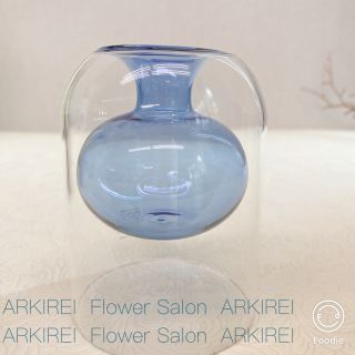 ダブルな透明感【送料込】＊ ブルーのフラワーベース ＊　花瓶　　#アーキレイ(花瓶)