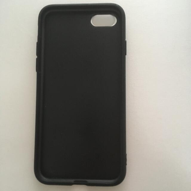 iPhone SE 8 7 対応カラーケース　レザー調ブラック スマホ/家電/カメラのスマホアクセサリー(iPhoneケース)の商品写真