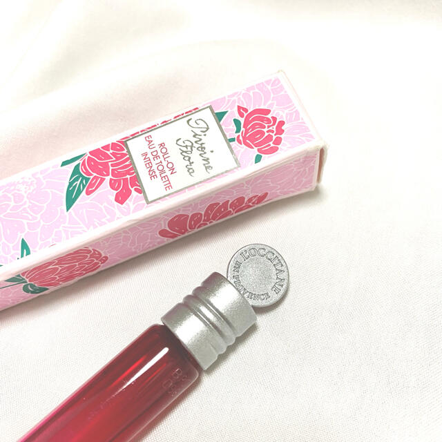 L'OCCITANE(ロクシタン)のロクシタン　ピオニー　香水　オードトワレ　ロールタッチ　10ml  コスメ/美容の香水(香水(女性用))の商品写真