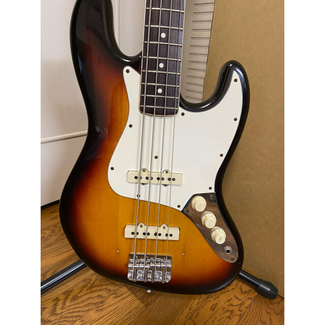 Fender(フェンダー)の369様専用　Fender USA 1983年製  楽器のベース(エレキベース)の商品写真