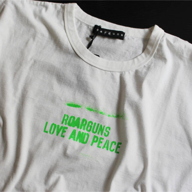 roarguns(ロアーガンズ)の 《ロアーガンズ》新品 「LOVE AND PEACE」カットソー 3(L) メンズのトップス(Tシャツ/カットソー(半袖/袖なし))の商品写真