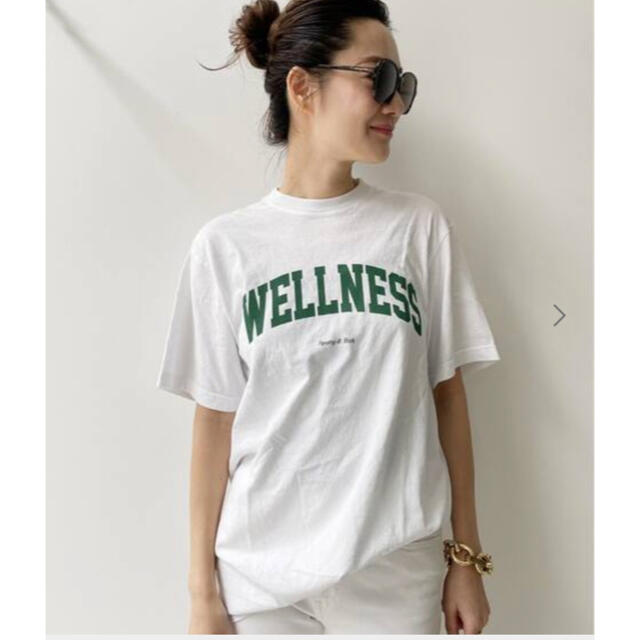 アパルトモン SPORTY&RICH wellness LOGO TEE 新製品 www.gold-and ... sporty&rich Tシャツ