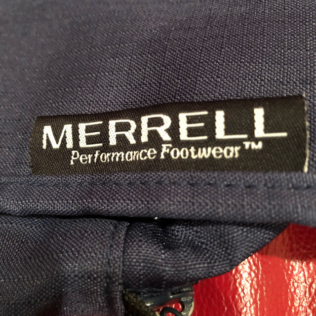 MERRELL(メレル)の非売品　MERRELL　ショルダーバッグ　ネイビー レディースのバッグ(ショルダーバッグ)の商品写真