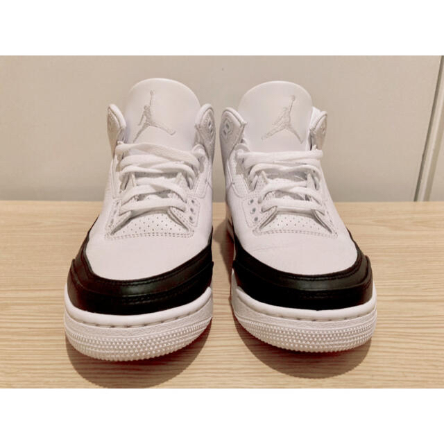 NIKE(ナイキ)のFragment Design NIKE AIR JORDAN 3 RETRO メンズの靴/シューズ(スニーカー)の商品写真