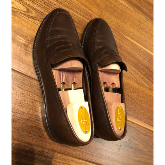 Loake(ローク)の美品) 英国靴Loake/ローク　ローファー茶色　UK9.5 メンズの靴/シューズ(ドレス/ビジネス)の商品写真