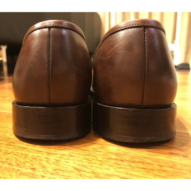 Loake(ローク)の美品) 英国靴Loake/ローク　ローファー茶色　UK9.5 メンズの靴/シューズ(ドレス/ビジネス)の商品写真